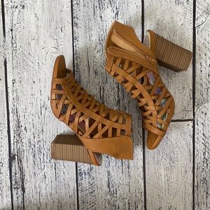 Madden girl raaye heels fall colors